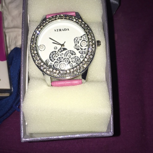 Strada Accessories - ❤️Strada Pink and Gold Rose Watch❤️